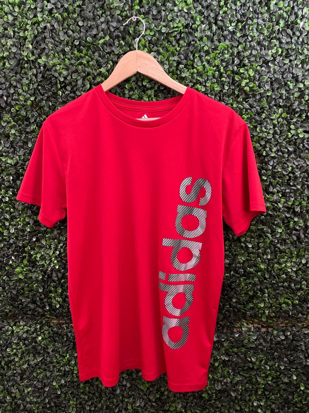 Adidas, Activewear Youth Red T-Shirt Size XL